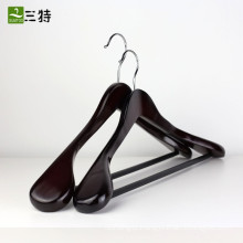 Nature color wholesale hotel wooden suit hanger